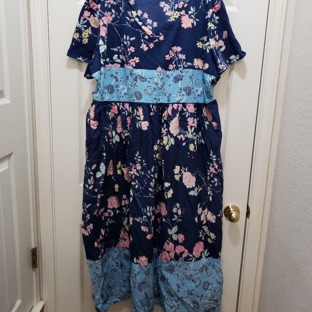 Women's plus Only Necessities long  Navy Floral Muticolored Lounger Size 3X